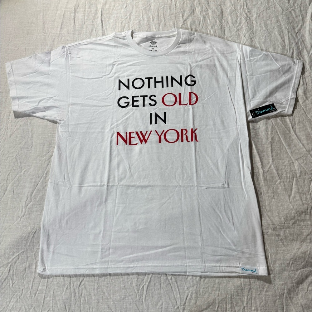 Diamond Supply T-Shirt
White/New York Print
Size XXL
New with tags